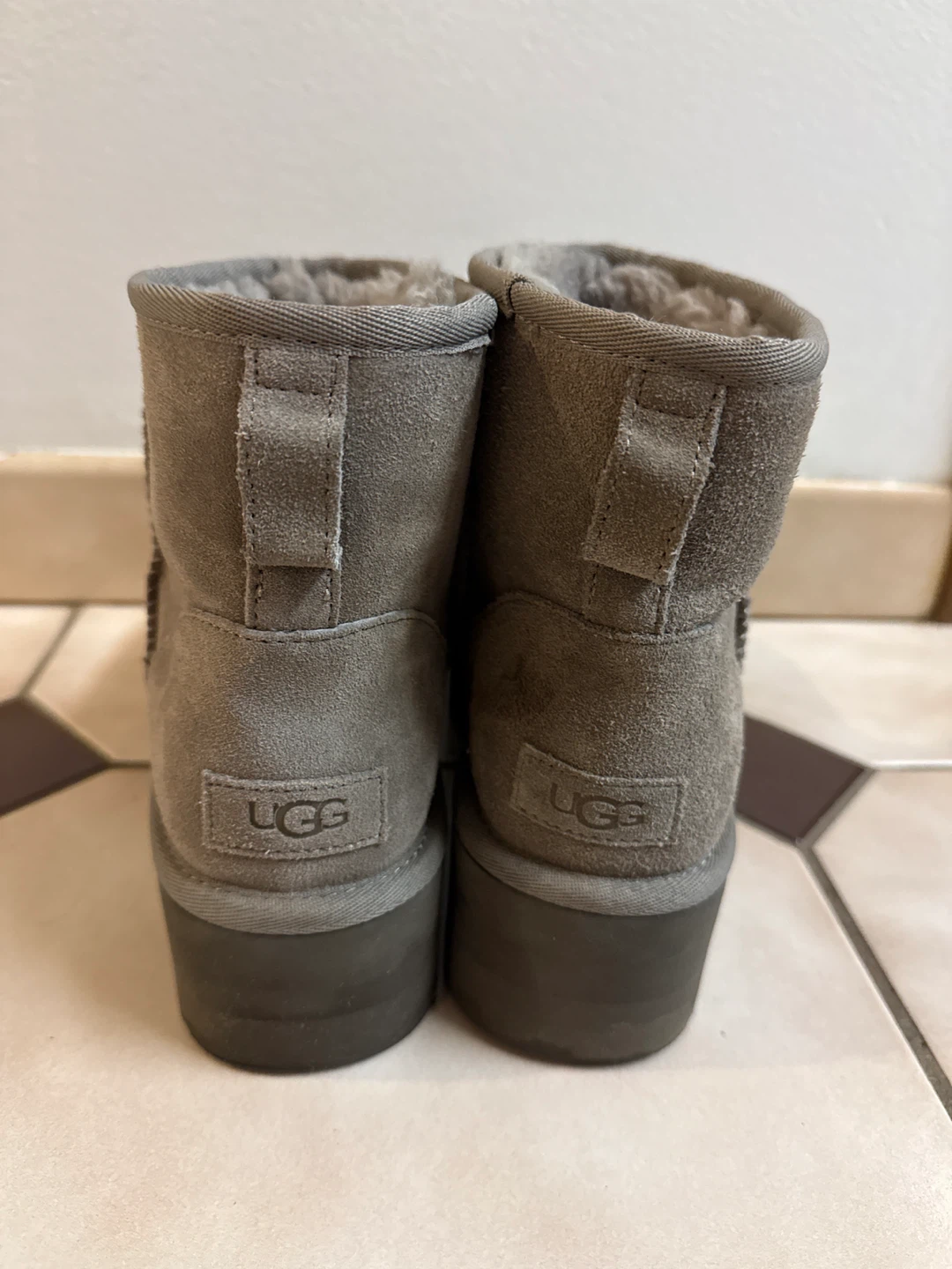 UGG Grey Suede Mini Platform Boots Size 8 - photo 2