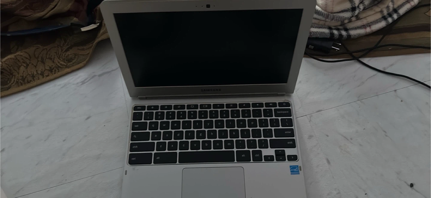 SAMSUNG CHROMEBOOK - photo 2