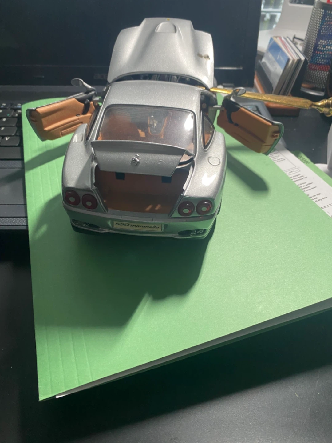 Ferrari 550 Maranello Diecast Model Car - photo 2