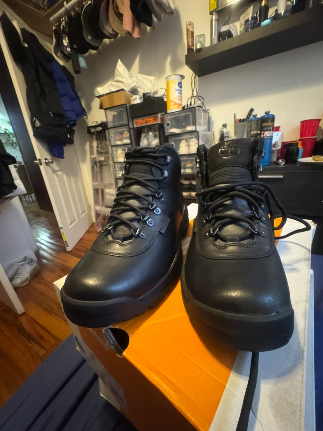 Timberland White Ledge Mid Waterproof Hiker Boots - Size 8 - photo 4