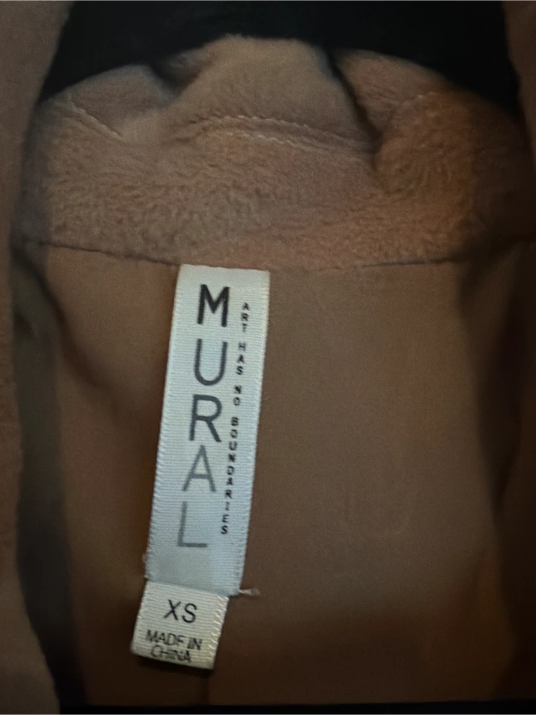Mural Women's Camel Coat XS Pink Cuffs