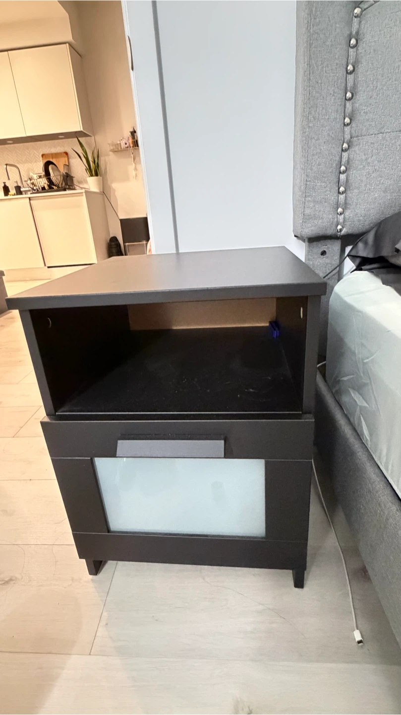 IKEA night stand - 2 pcs - photo 2