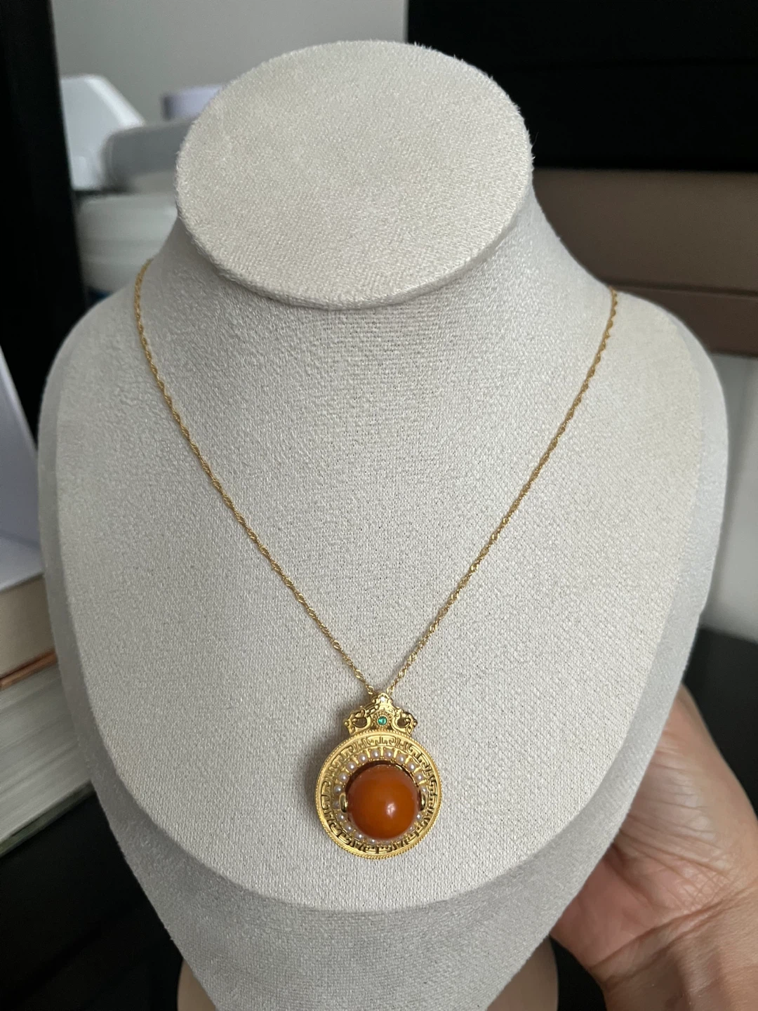 Gold Necklace with Amber Pendant