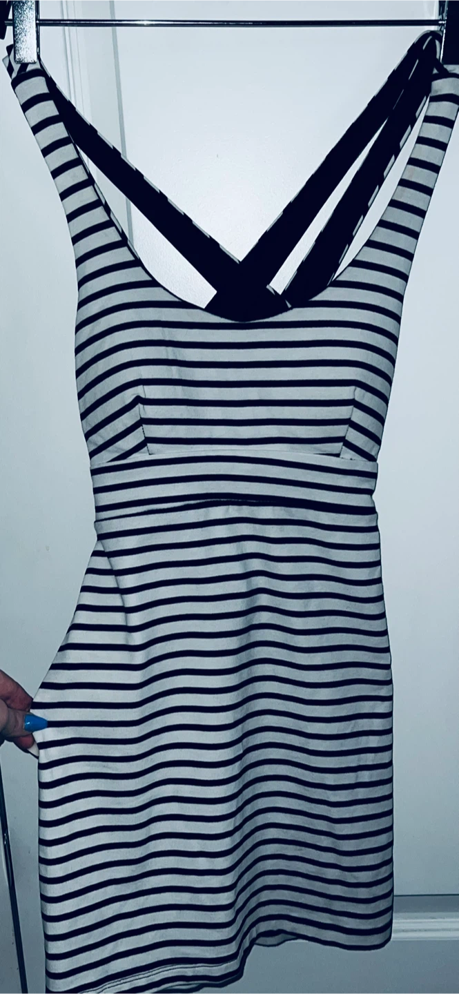Ladies Striped Criss-Cross Back Dress - size M