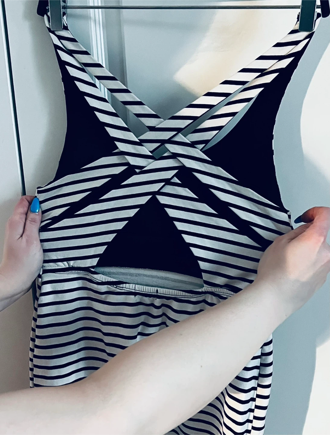 Ladies Striped Criss-Cross Back Dress - size M - photo 3