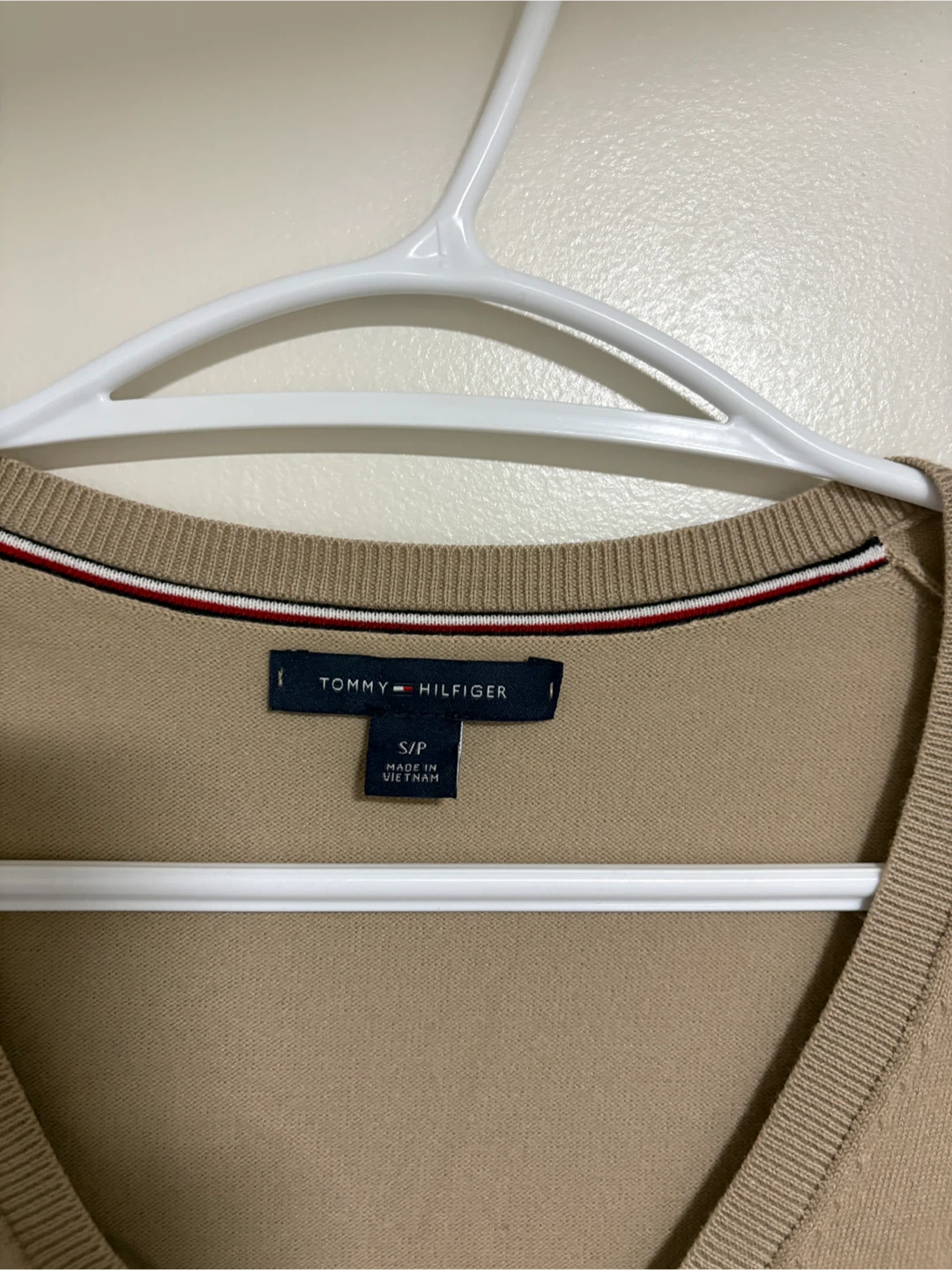 Tommy Hilfiger V-Neck Sweater - Size S/P - photo 2