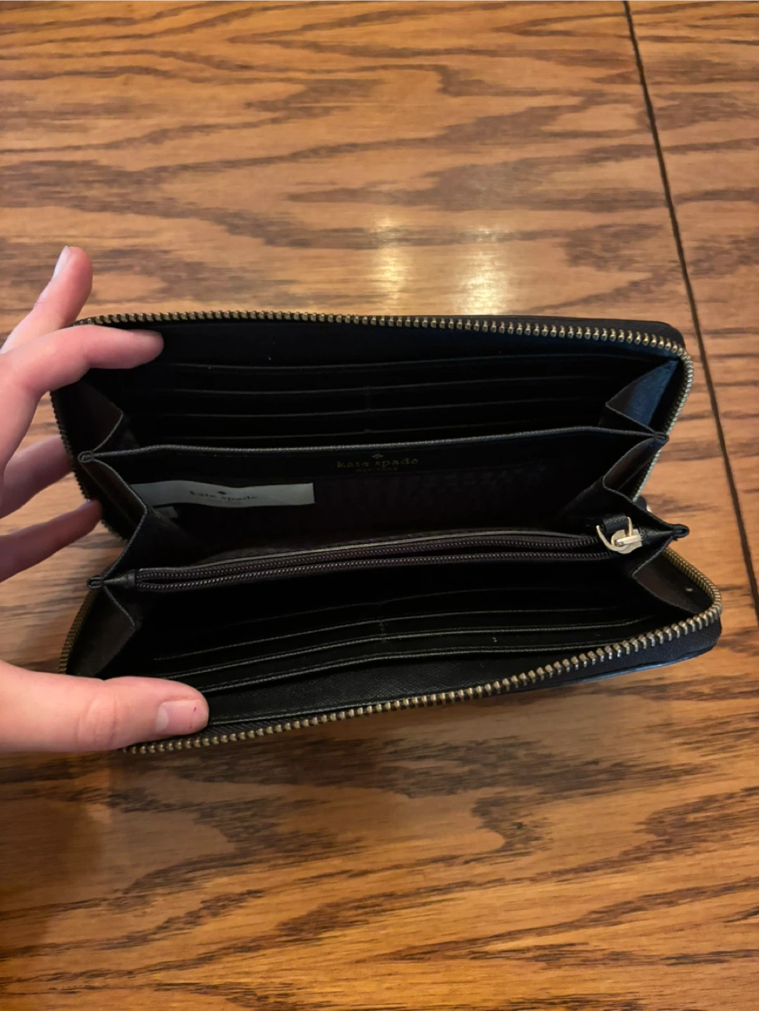 Kate Spade New York Black Zip Around Wallet - photo 4