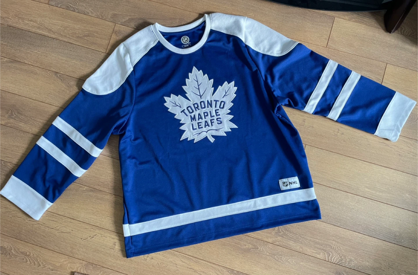 New Toronto Maple Leafs NHL Jersey - XL