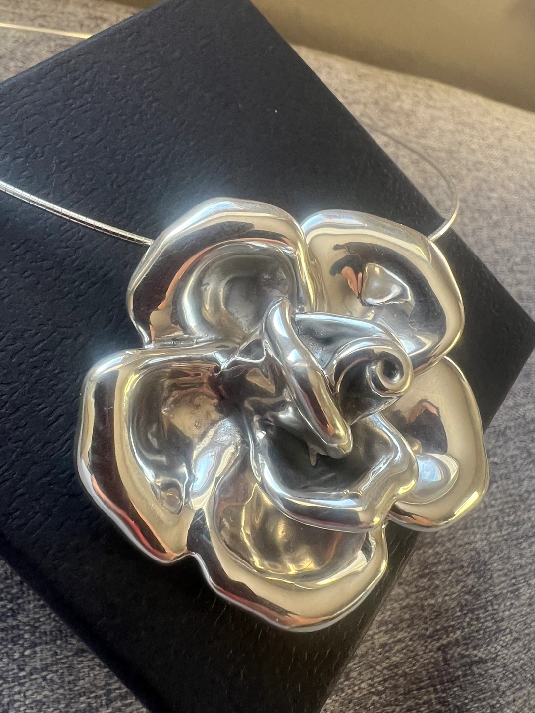 Sterling Silver Rose Pendant Necklace - photo 2