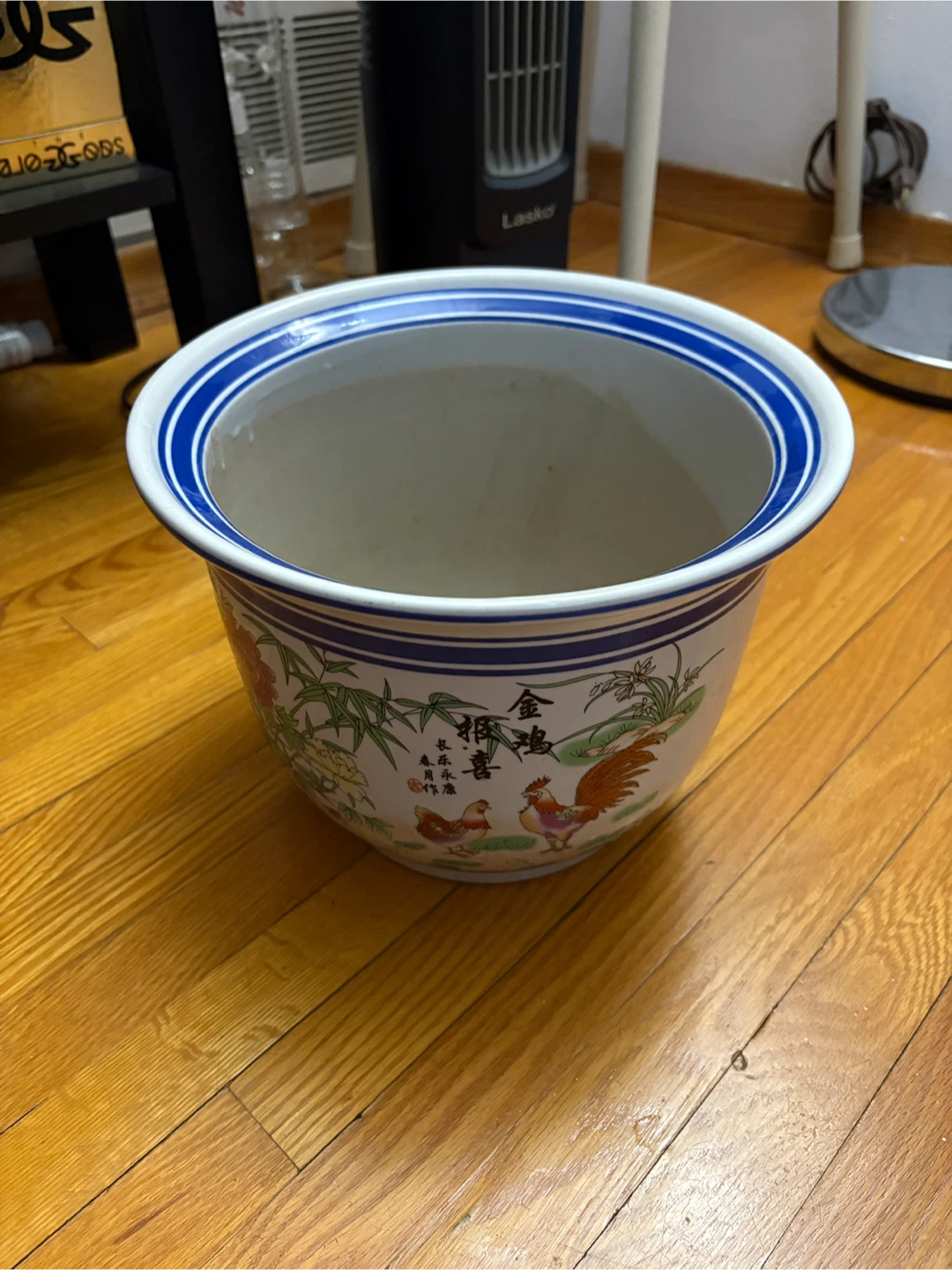 Vintage Ceramic Planter Pot with Rooster Design - photo 2