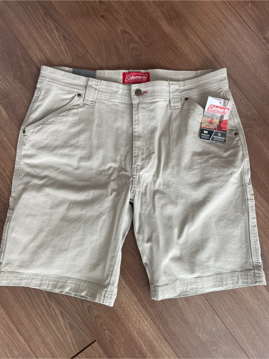 BNWT Coleman Men's Outdoor Shorts Size 34 Oat