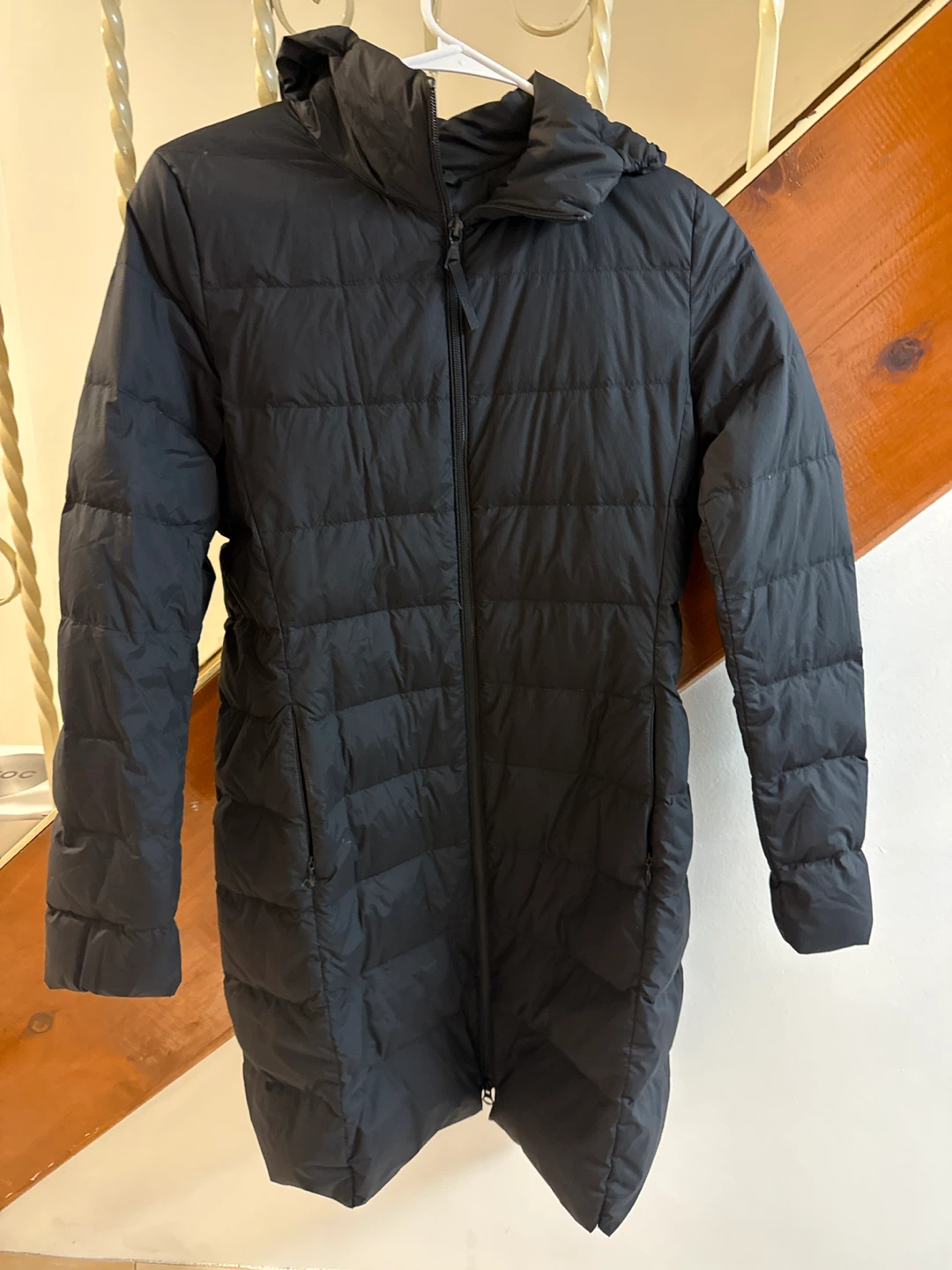 UNIQLO Women's Black Puffer Coat