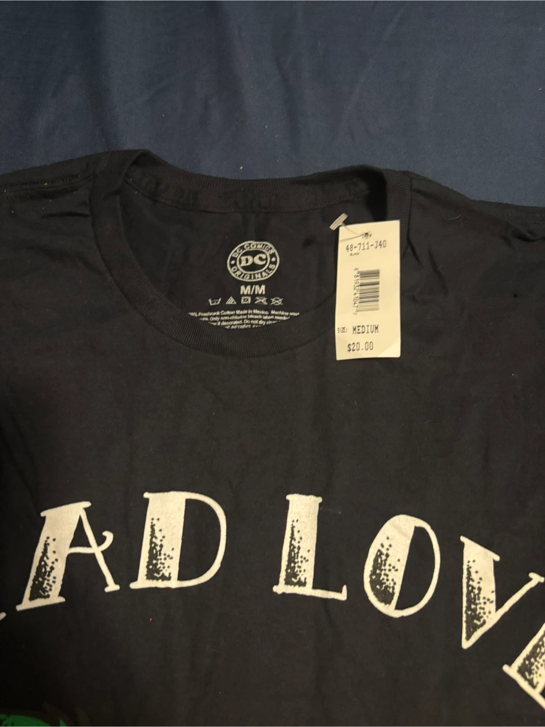 DC Comics Mad Love T-Shirt - Size Medium - photo 2