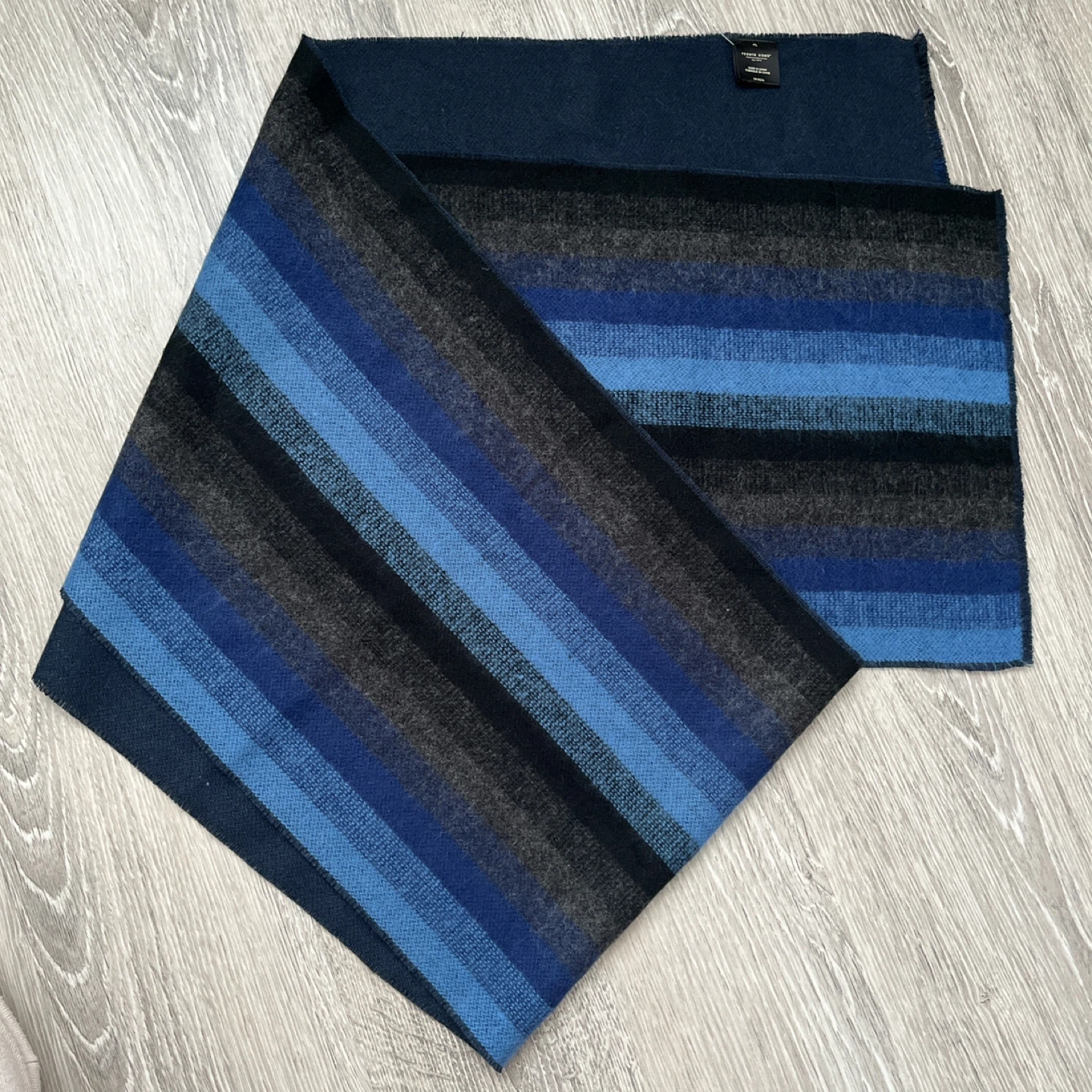 Pronto Uomo Men’s Striped Scarf