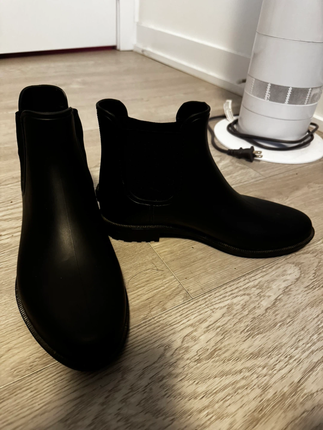 Storm Black Chelsea Lug Boots - photo 2
