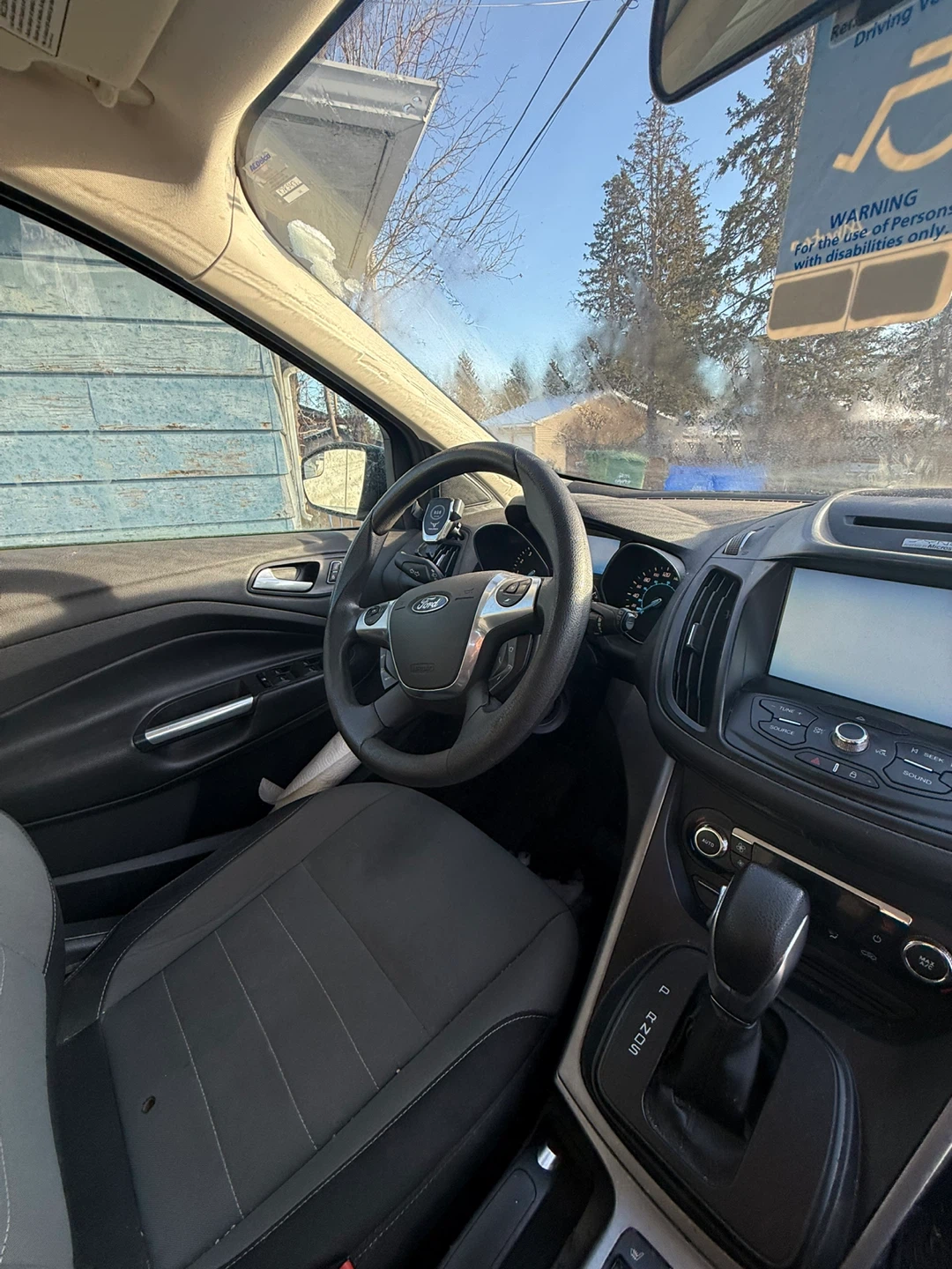 2014 Ford Escape – Low KM - reliable SUV - photo 5