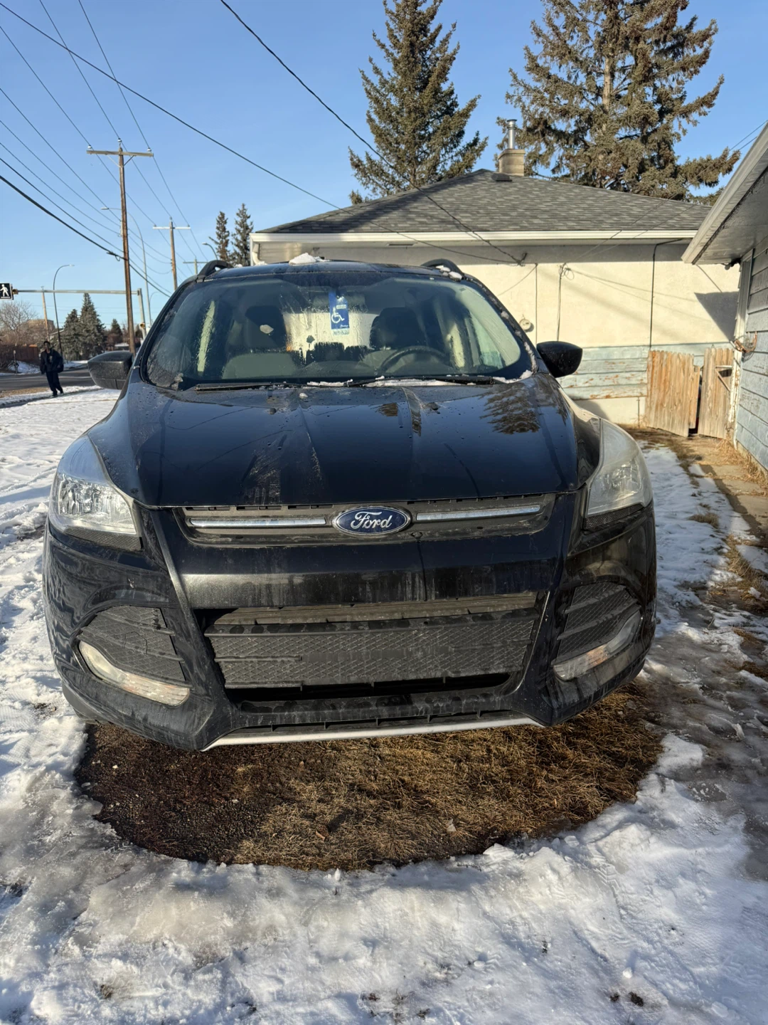2014 Ford Escape – Low KM - reliable SUV