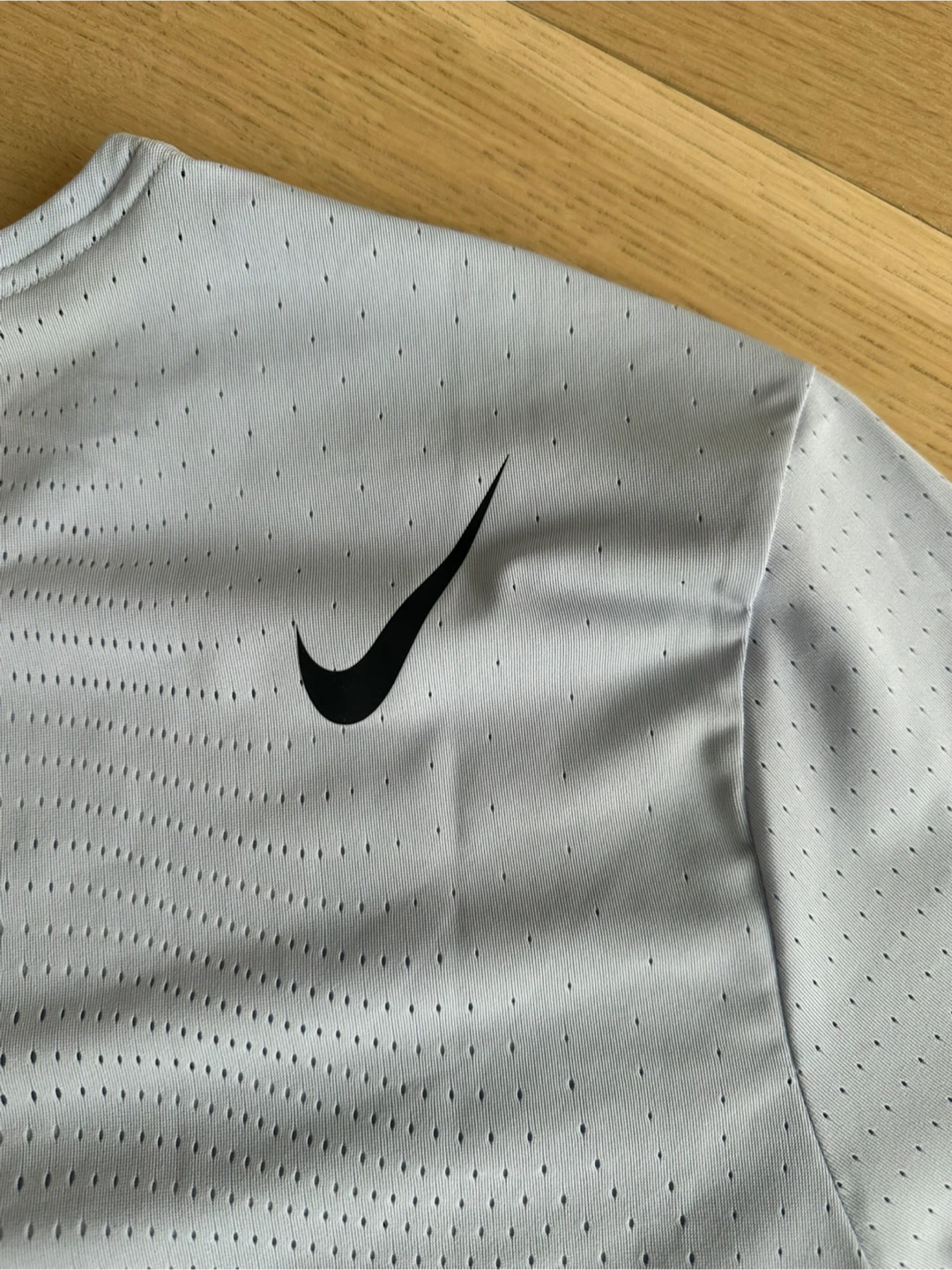 Nike Dri-FIT ADV Running T-Shirt - Light Grey - photo 3