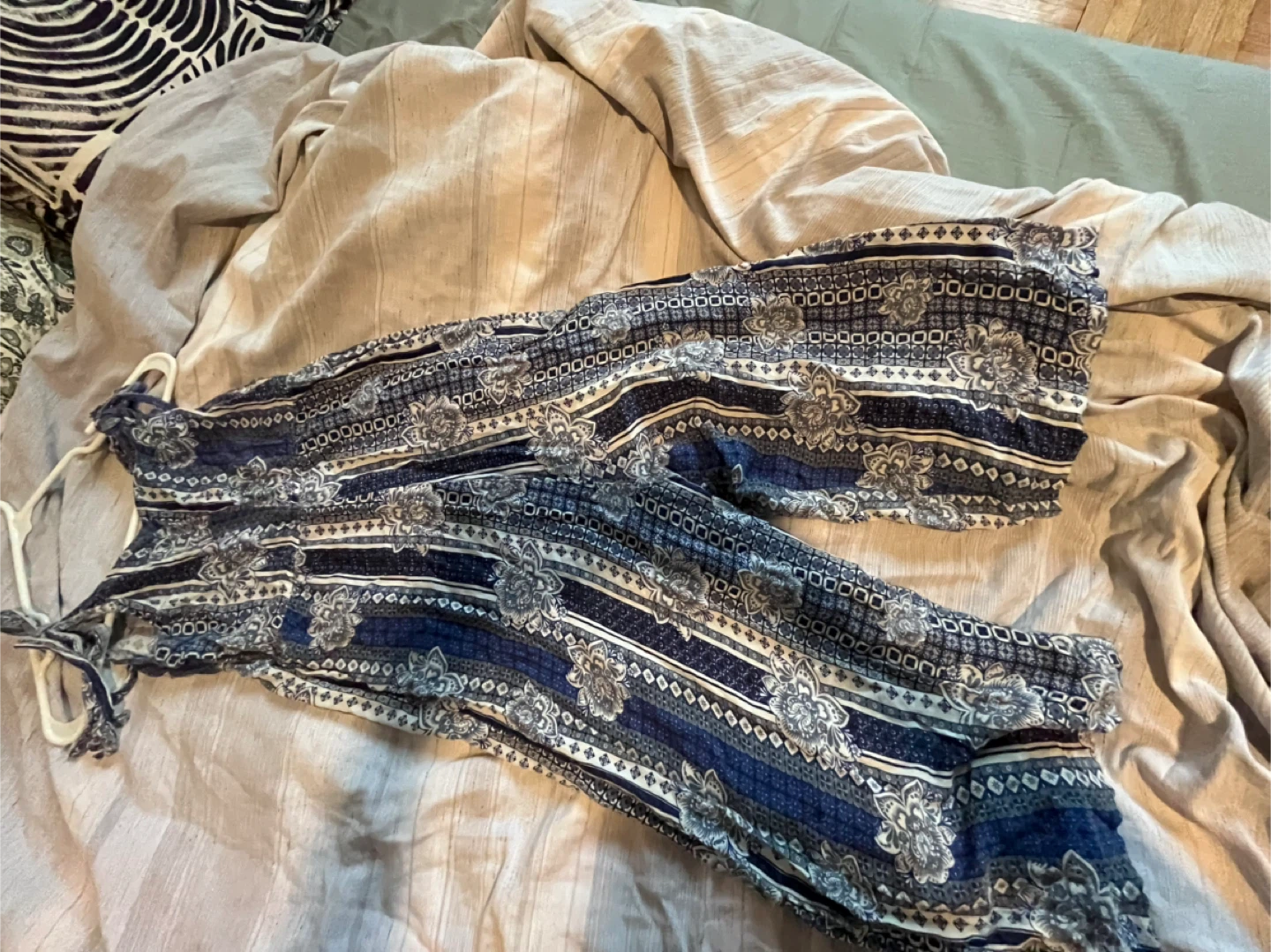 Blue and White Patterned Jumpsuit - photo 3