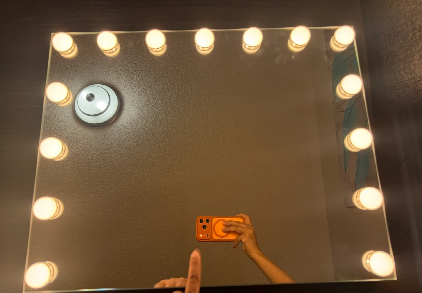 Hollywood Vanity Mirror with  and USB Charging - photo 2