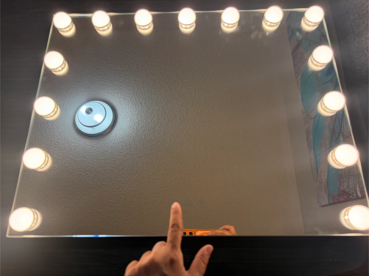 Hollywood Vanity Mirror with  and USB Charging - photo 4