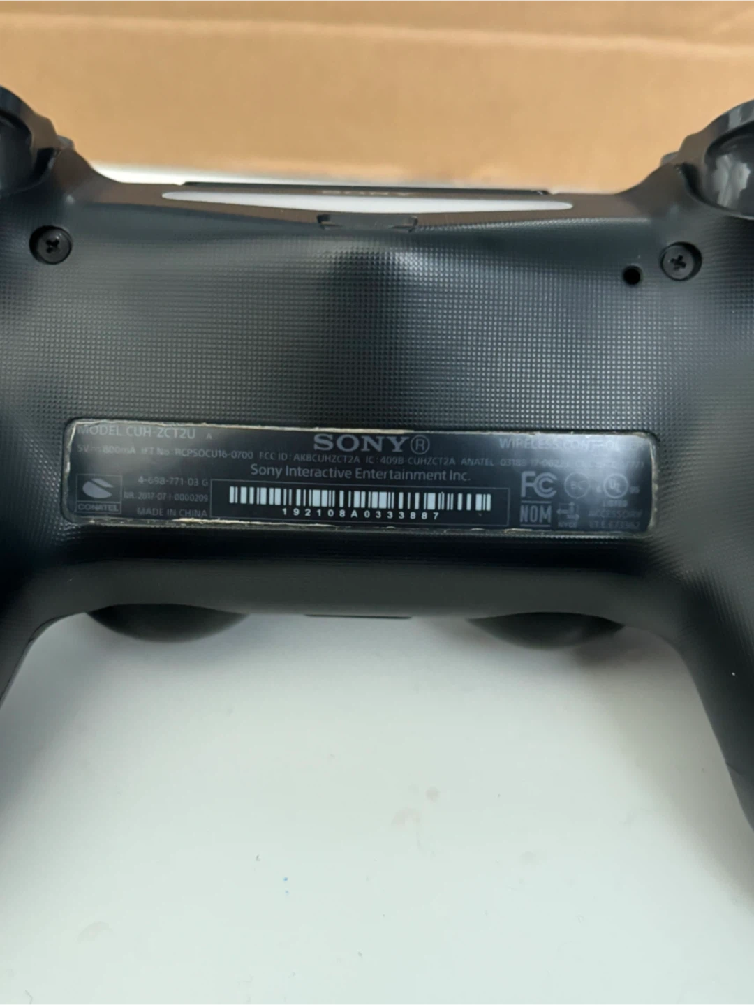 Sony PlayStation 4 DualShock 4 Controller - photo 3