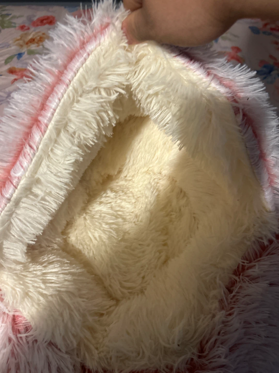 Plush Round Pet Bed - photo 2