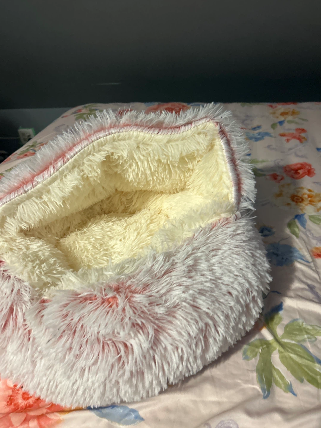 Plush Round Pet Bed
