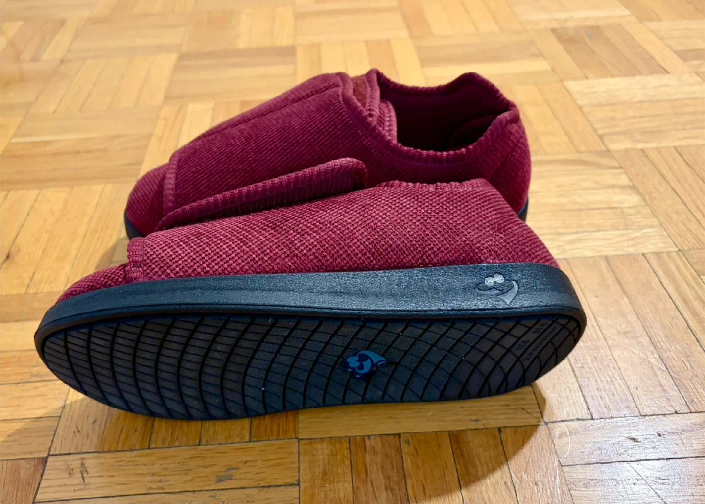 Silverts Women's easy closure Slippers  Size 6 - photo 2