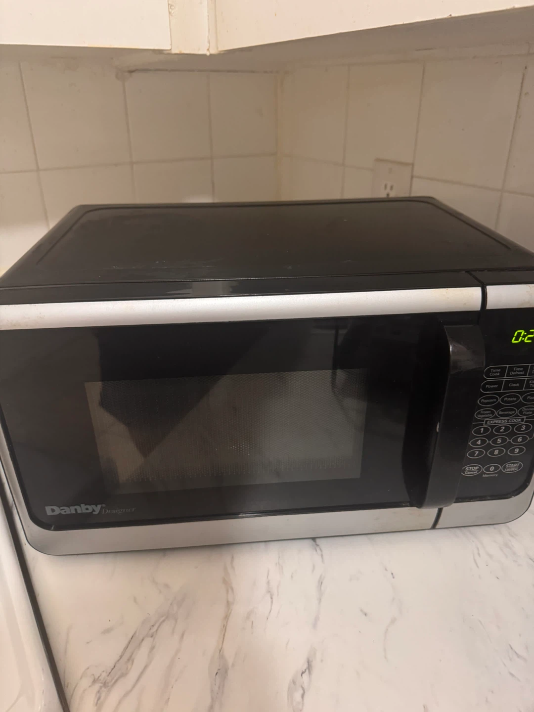 Danby Designer Microwave - photo 3