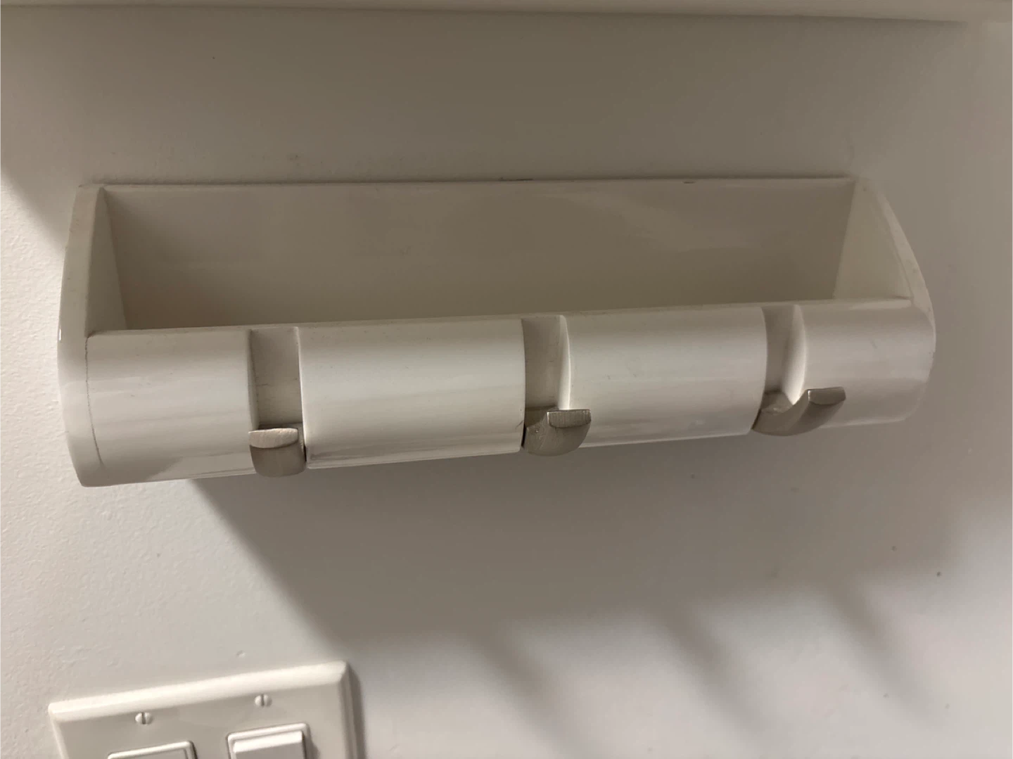 Umbra White Wall Mounted Key Holder with Shelf