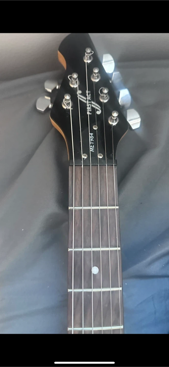 First Act Electric Guitar with Amp, Cable, and Batteries - photo 2