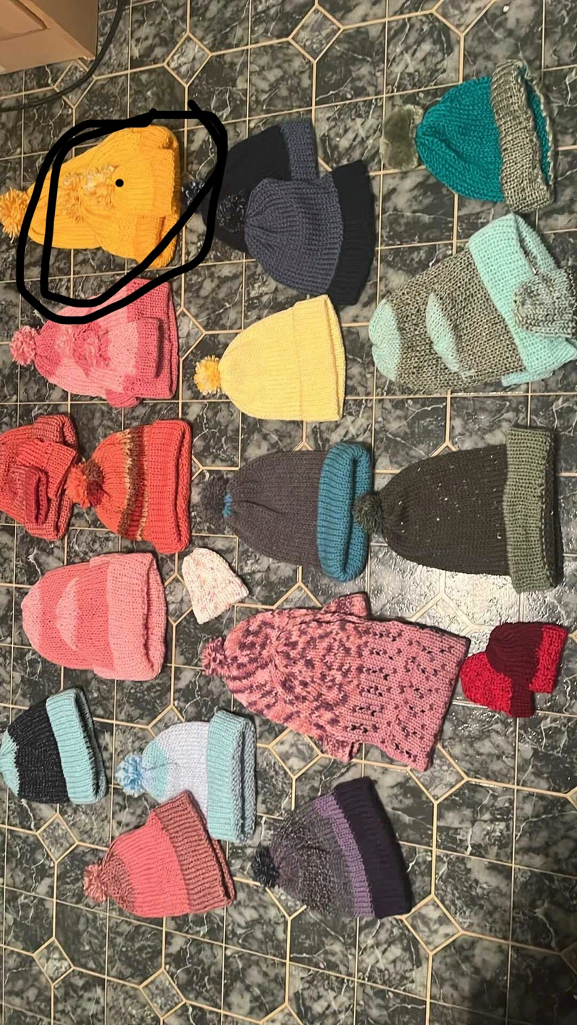 Ensemble de tuques tricotées