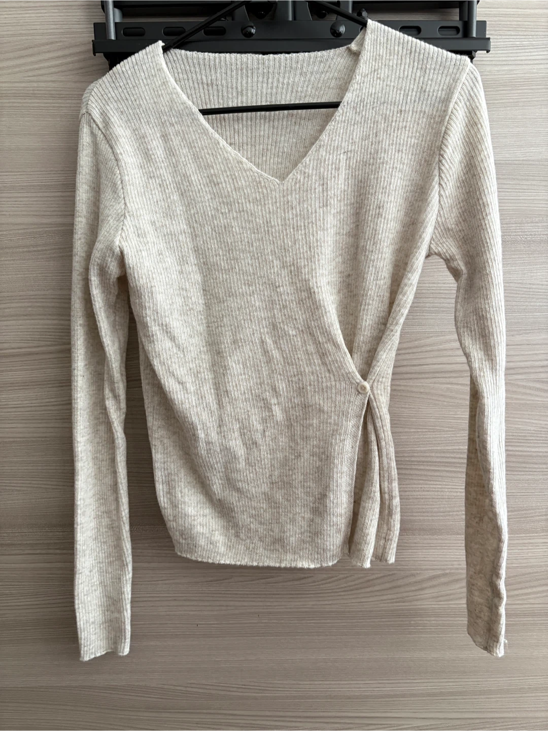 Cream Ribbed Twist Front V-Neck Long Sleeve Top - photo 3