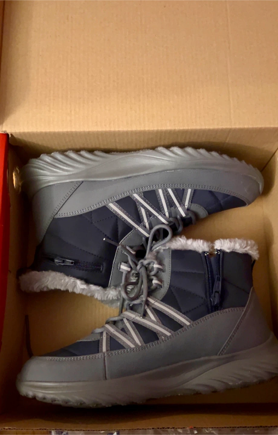 NIB Cheeks Grey/Navy Boots Women's 7.5