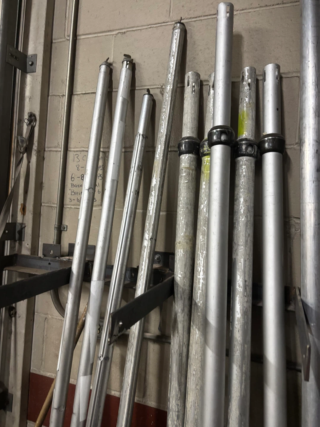 Stage drape poles