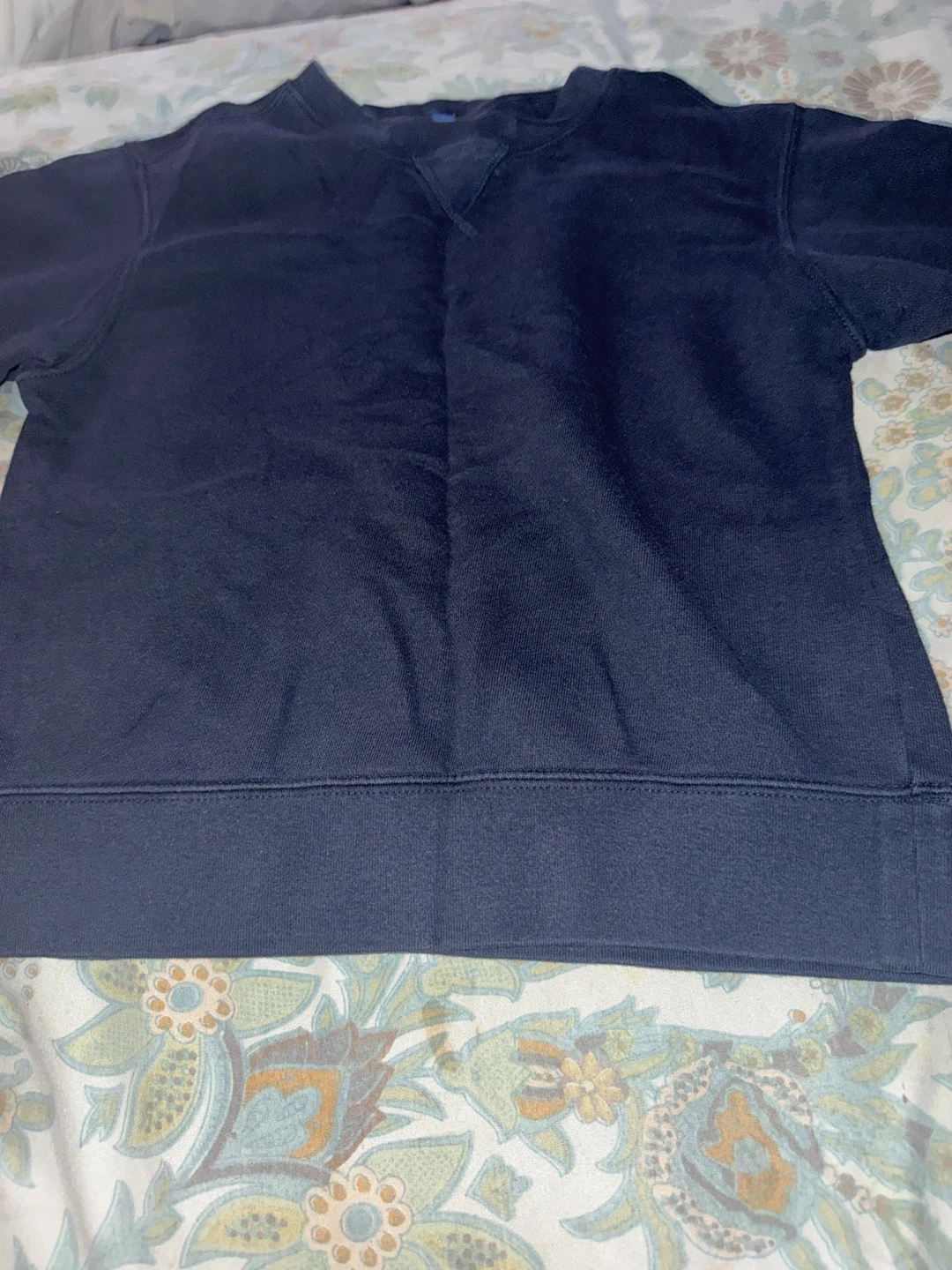 Uniqlo Crewneck Sweatshirt Size 9-10 Navy Blue
