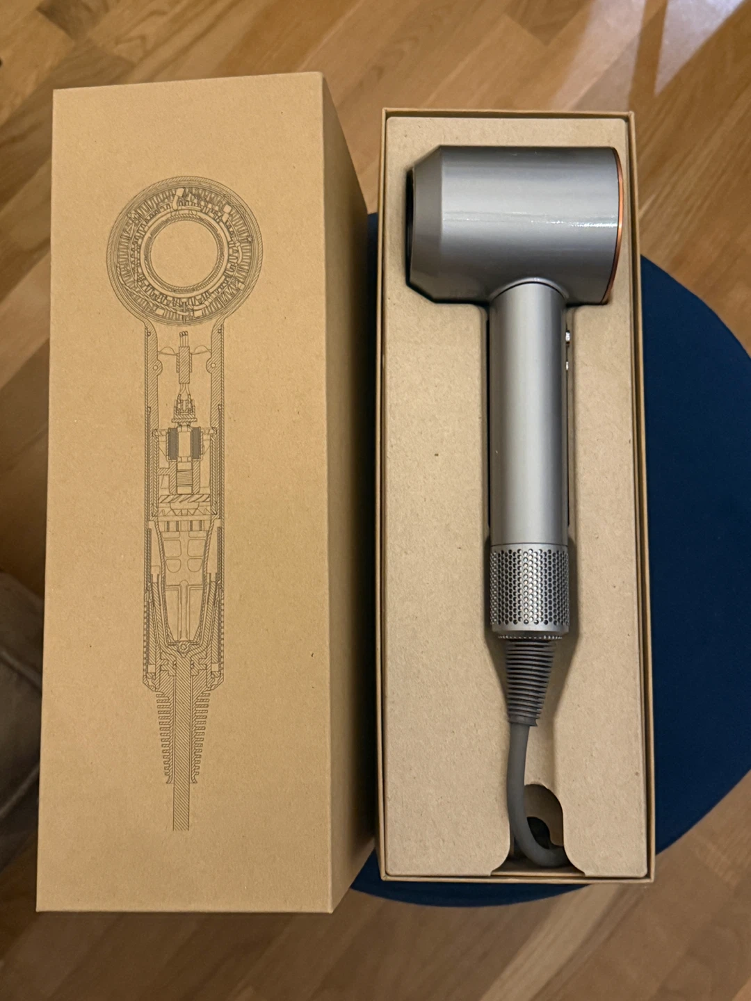 Dyson Supersonic Hair Dryer Quick Start NEVER USED(retail:$490)
