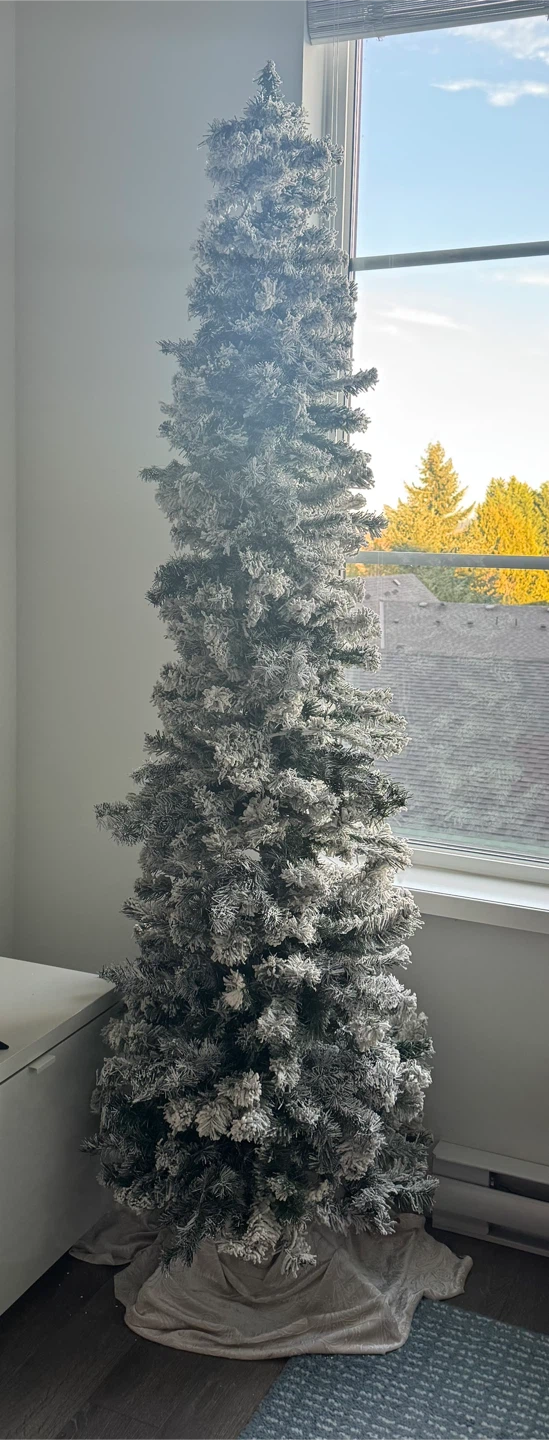 Christmas tree - 7 feet