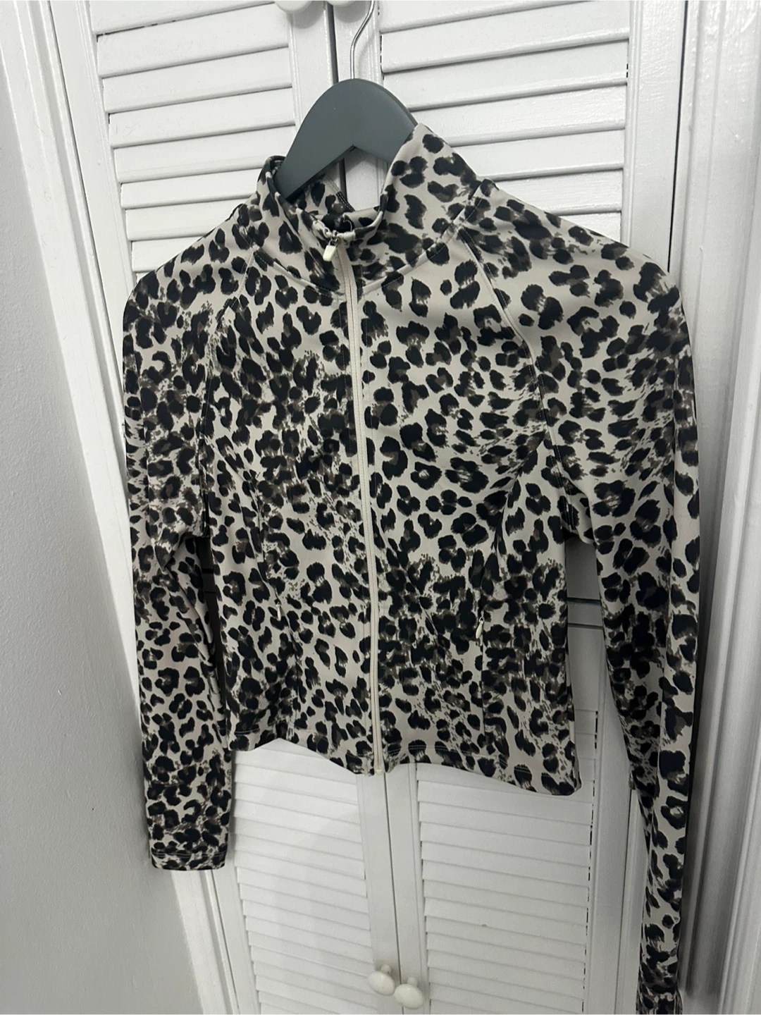 Leopard Print Zip-Up Jacket - photo 2
