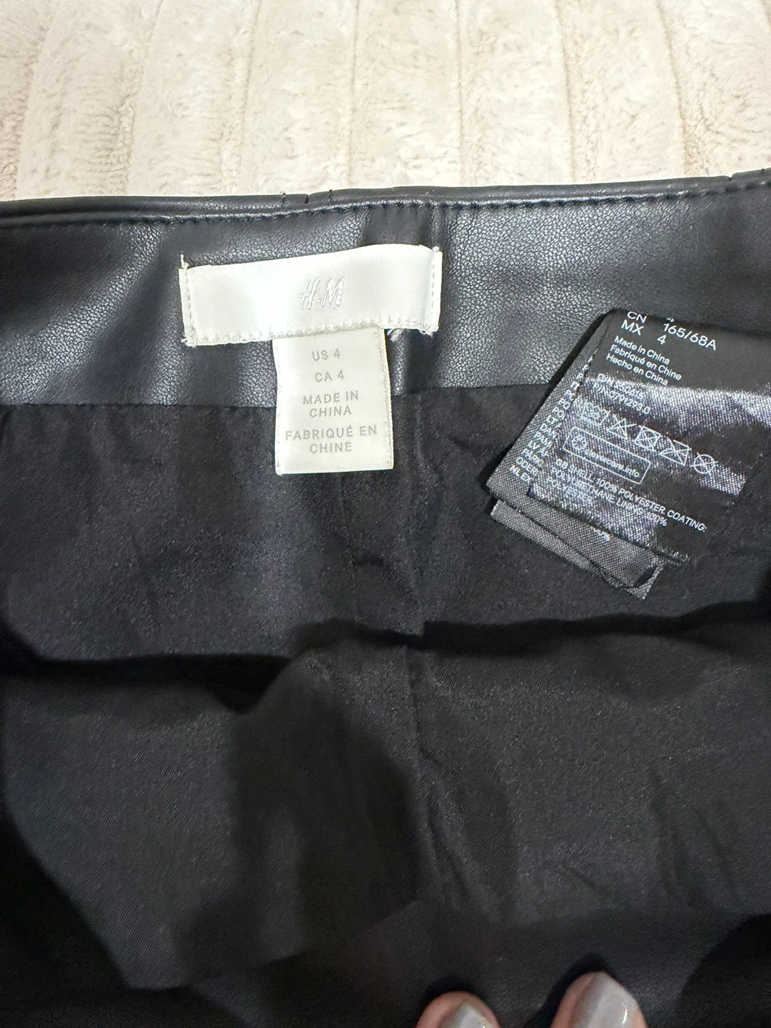 H&M Black Faux Leather A-Line Skirt Size US 4 - photo 3