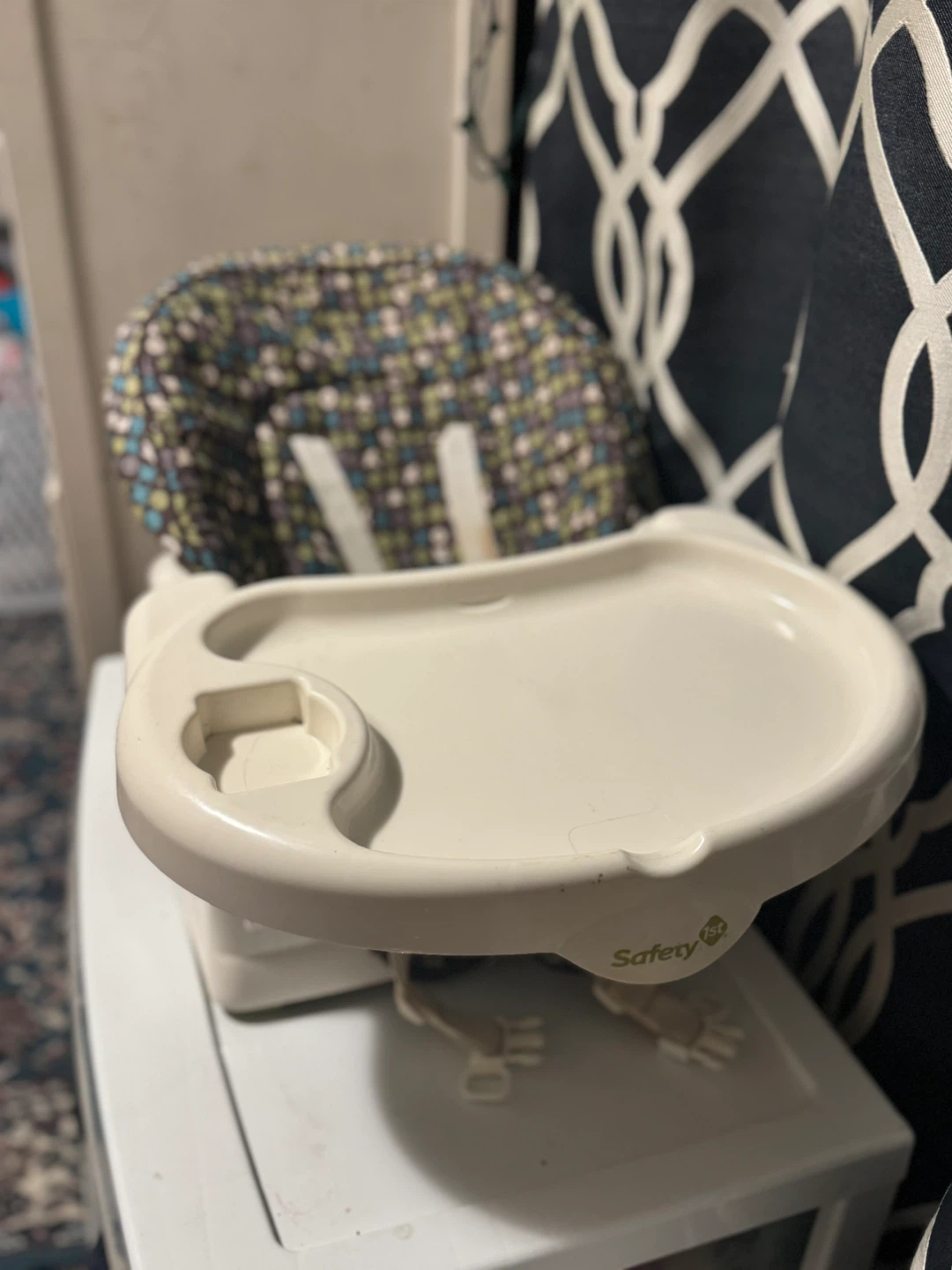 Safety 1st Booster Seat - photo 2