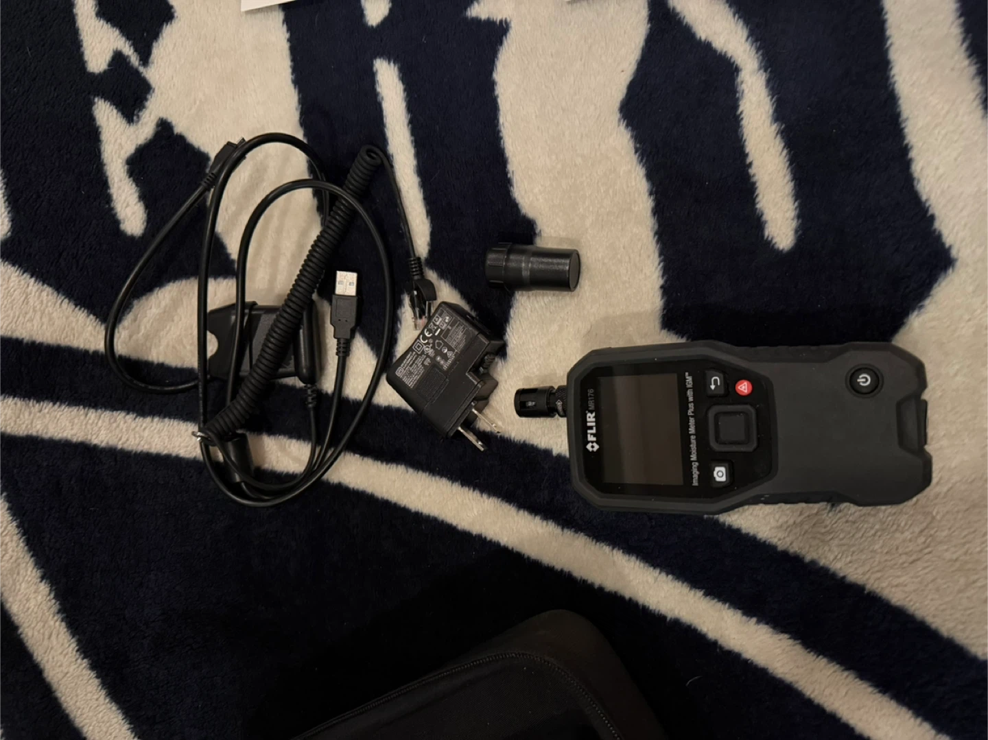 FLIR MR176 Imaging Moisture Meter Plus with IGM - photo 2
