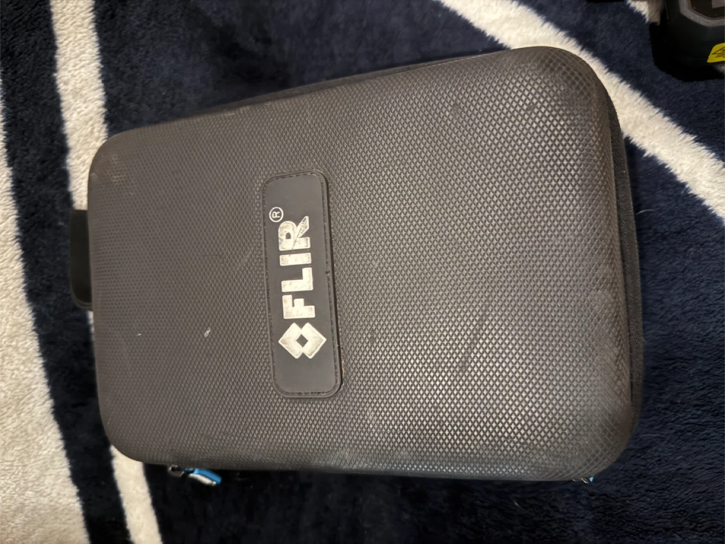 FLIR MR176 Imaging Moisture Meter Plus with IGM