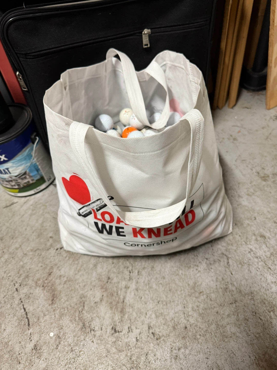Mixed Used Golf Balls in Bag - photo 2