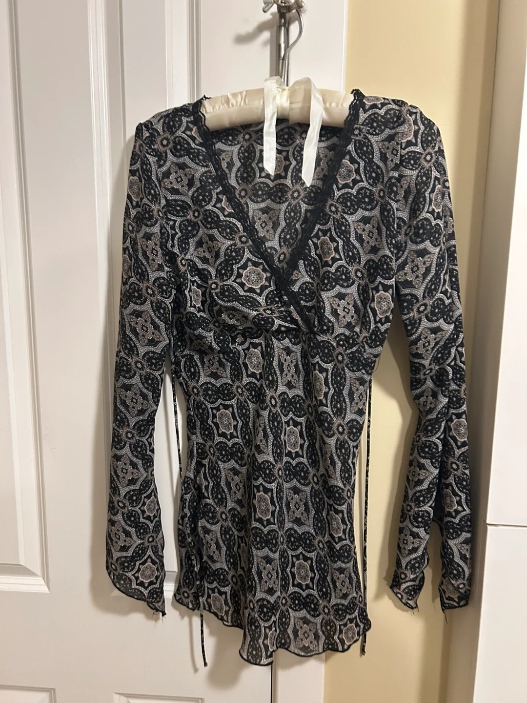 Black elegant medium stylish blouse
