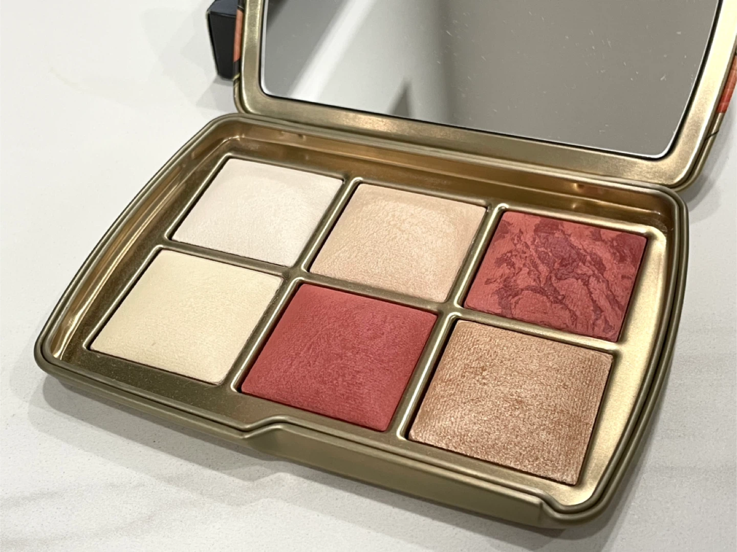 Hourglass Ambient Lighting Palette - Butterfly Edition