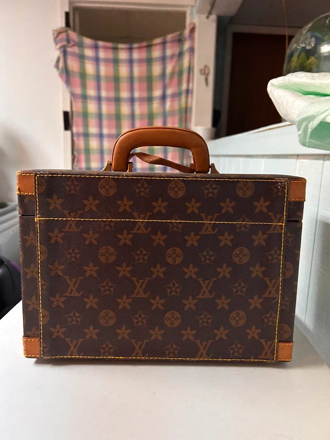 Louis Vuitton Monogram Vanity Case - photo 2