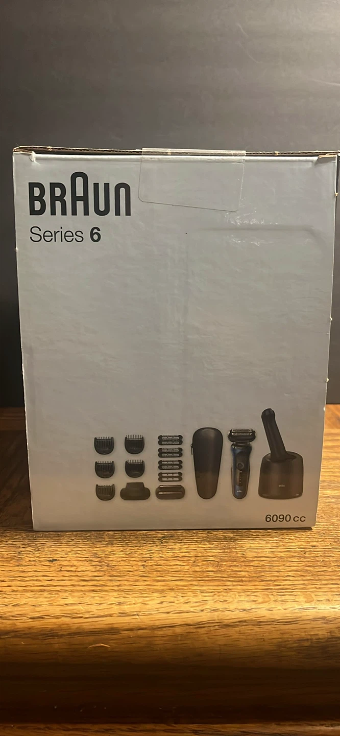 Braun Series 6 6090cc Electric Shaver Kit with SmartCare Center - photo 5