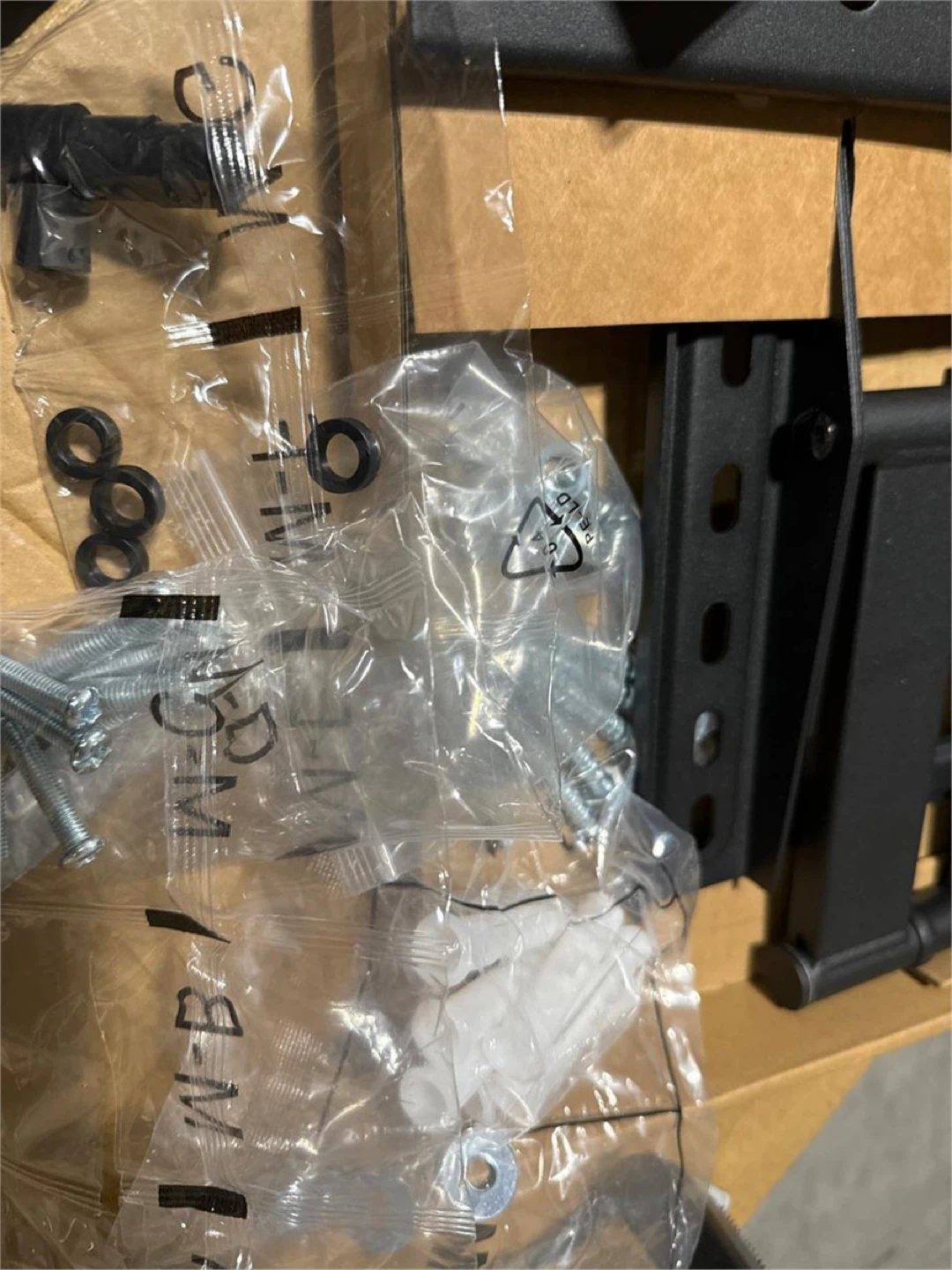 monTEK Ultra Slim TV Wall Mount - photo 5